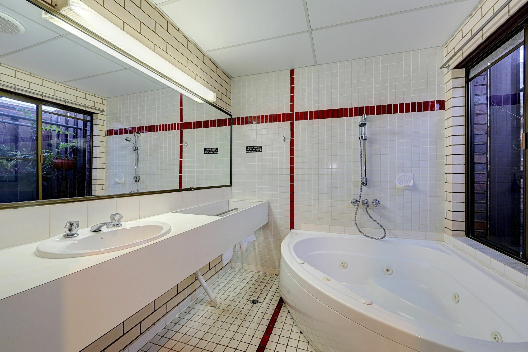 Chalet Motor Inn Bundaberg Exteriér fotografie